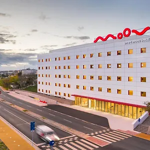 moov-hotel-oeiras.hotels-lisbon-portugal.com/